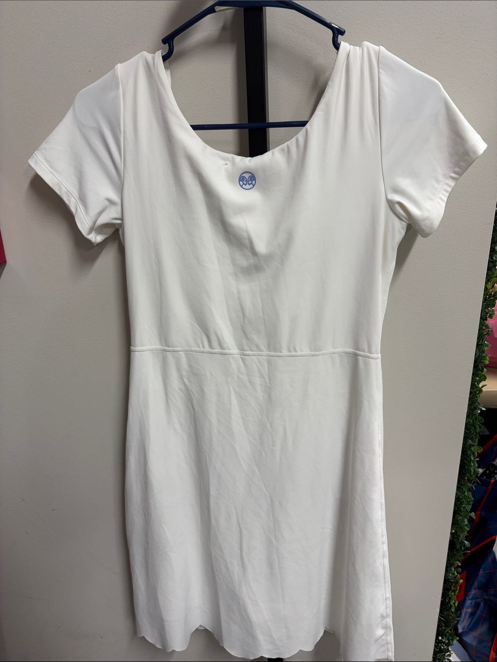 RNWK White Scallop Hem Short Sleeve Dress - Picture 7 of 7